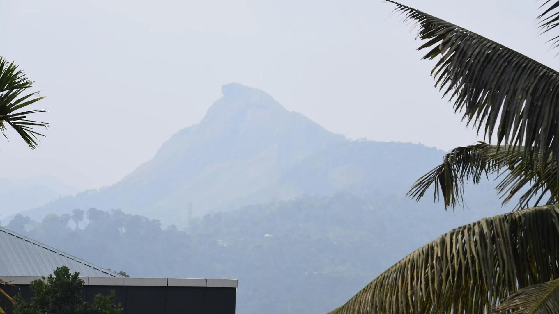 Hill Side Home Anachal 0*,