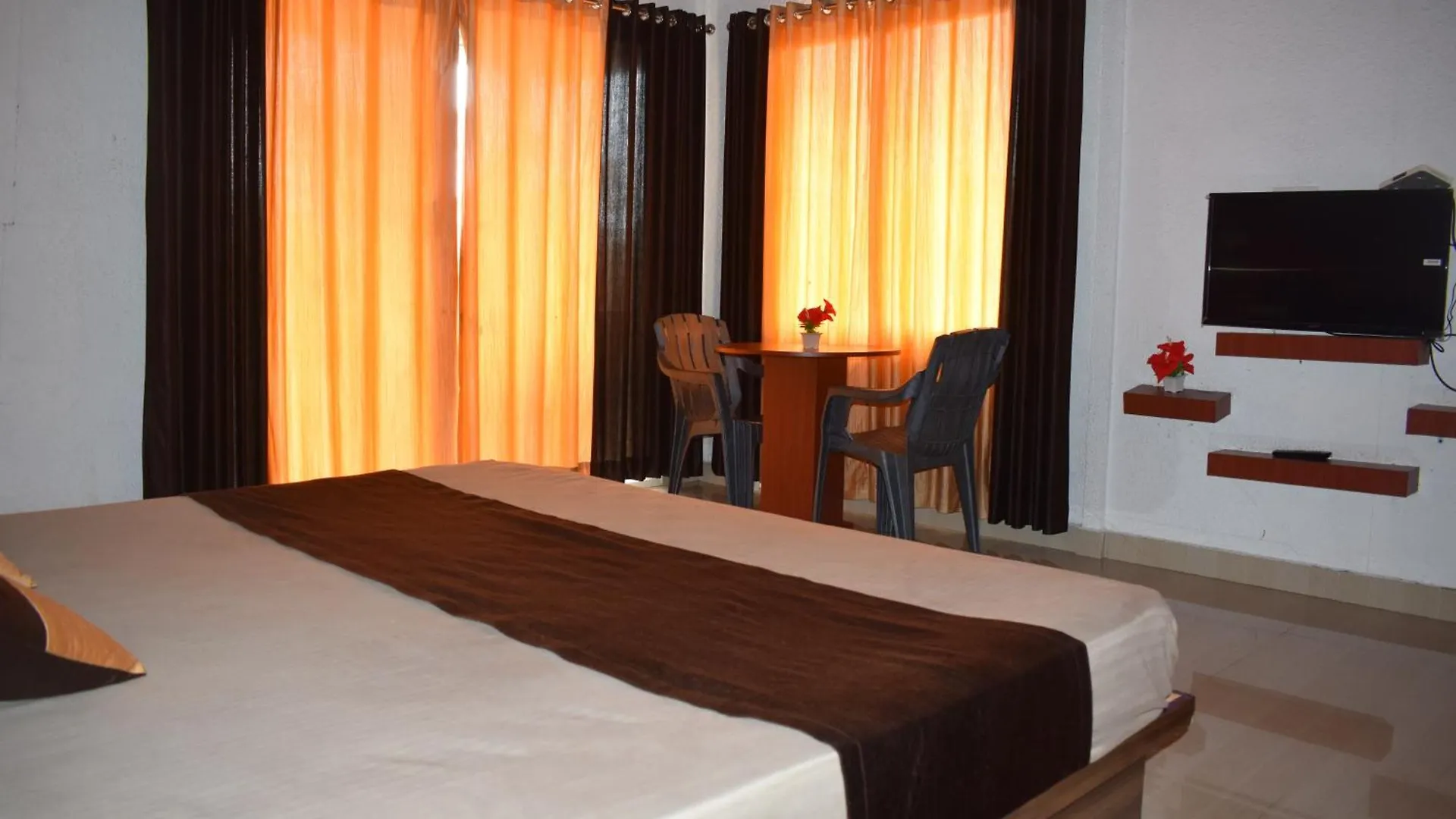 Homestay Hill Side Home Anachal